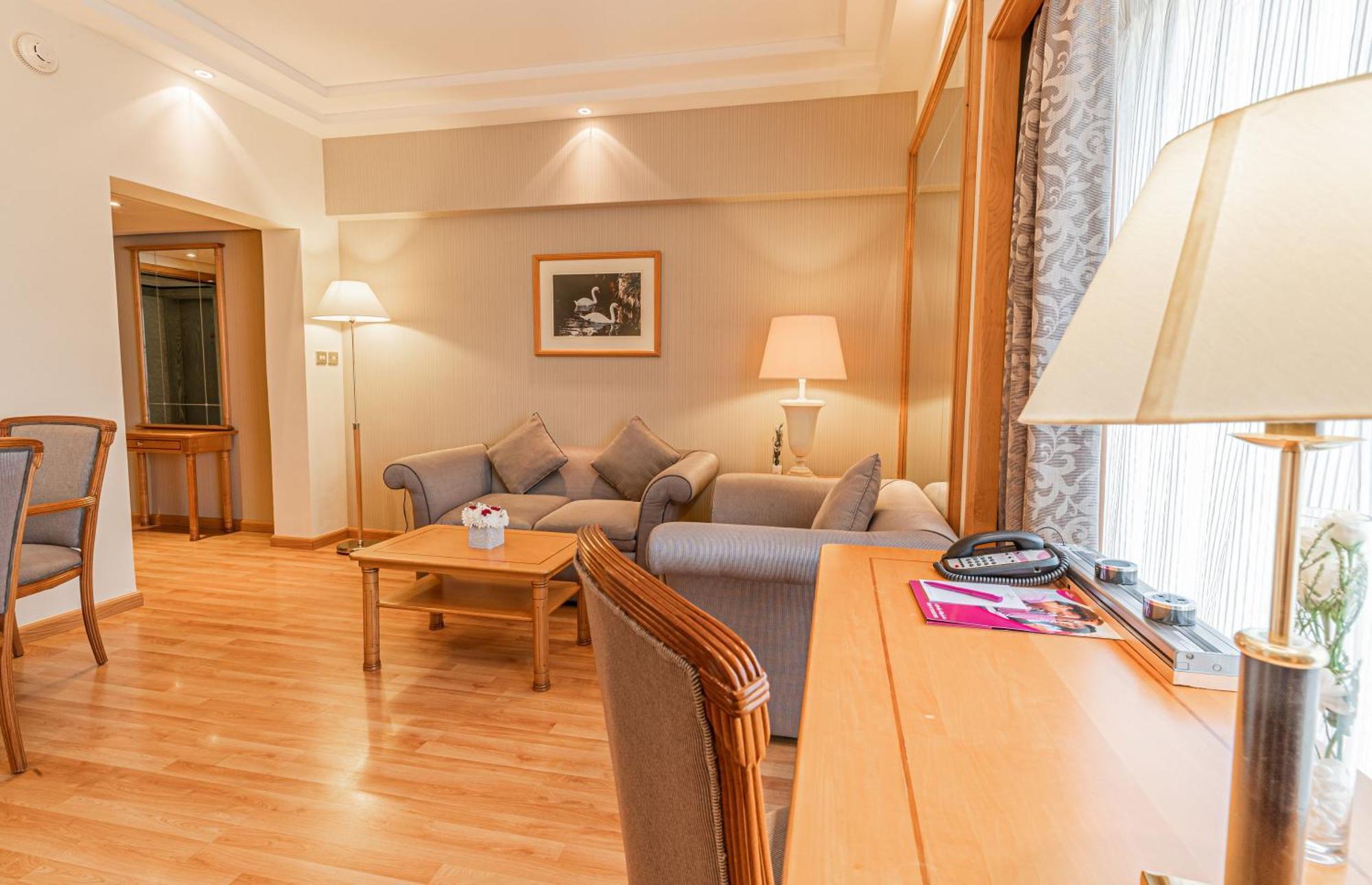 Hotel Millennium Downtown Abu Dhabi