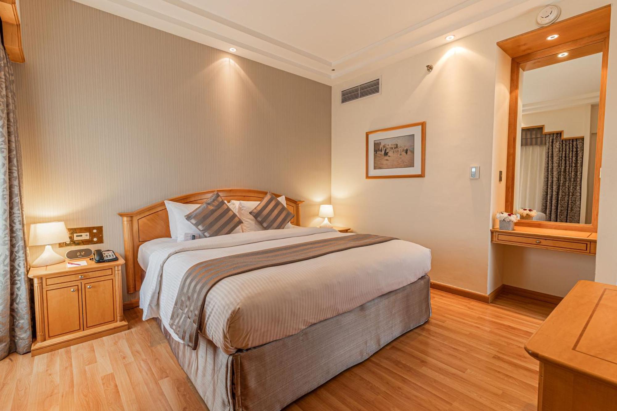 Millennium Downtown 4*