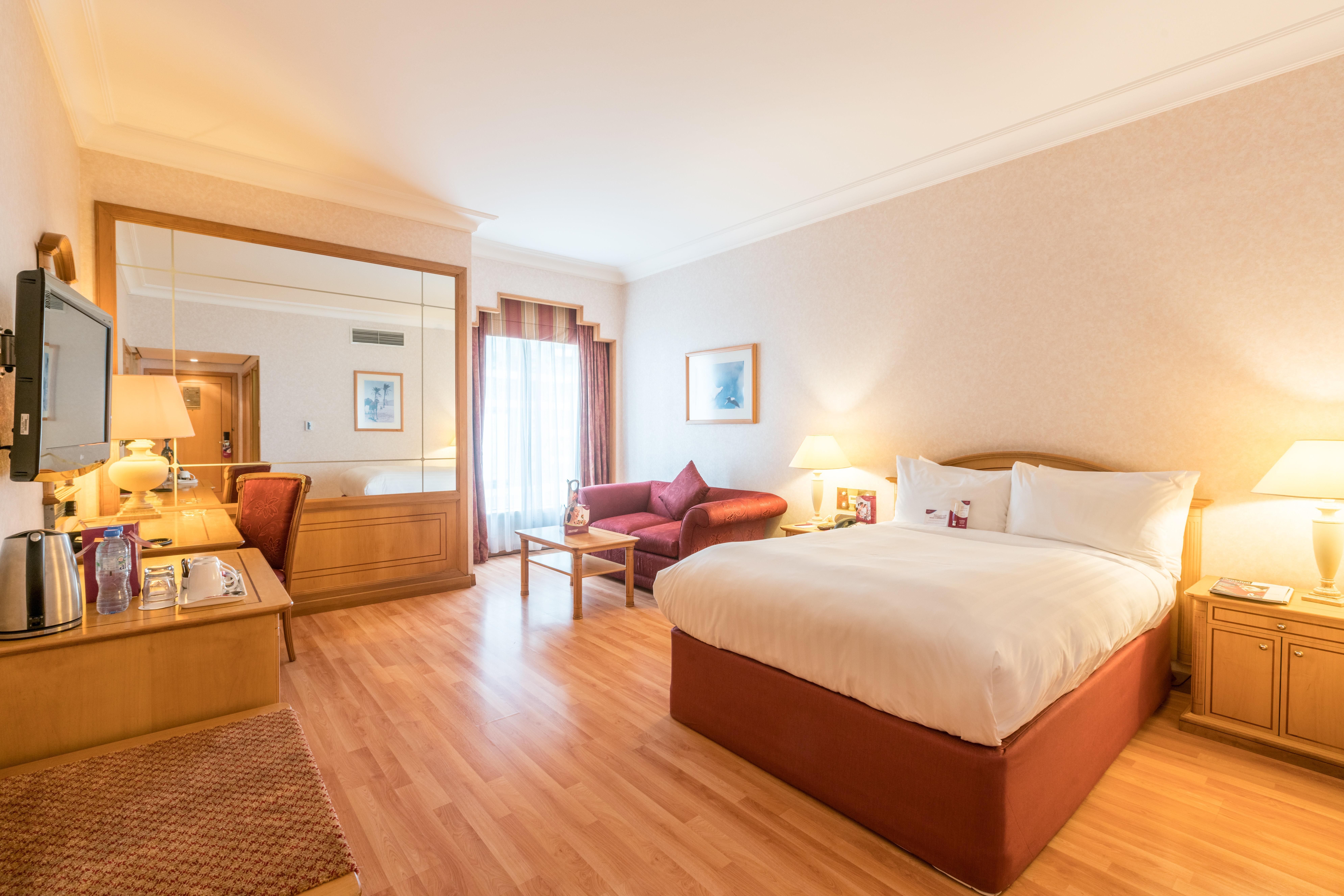 Hotel Millennium Downtown 4*