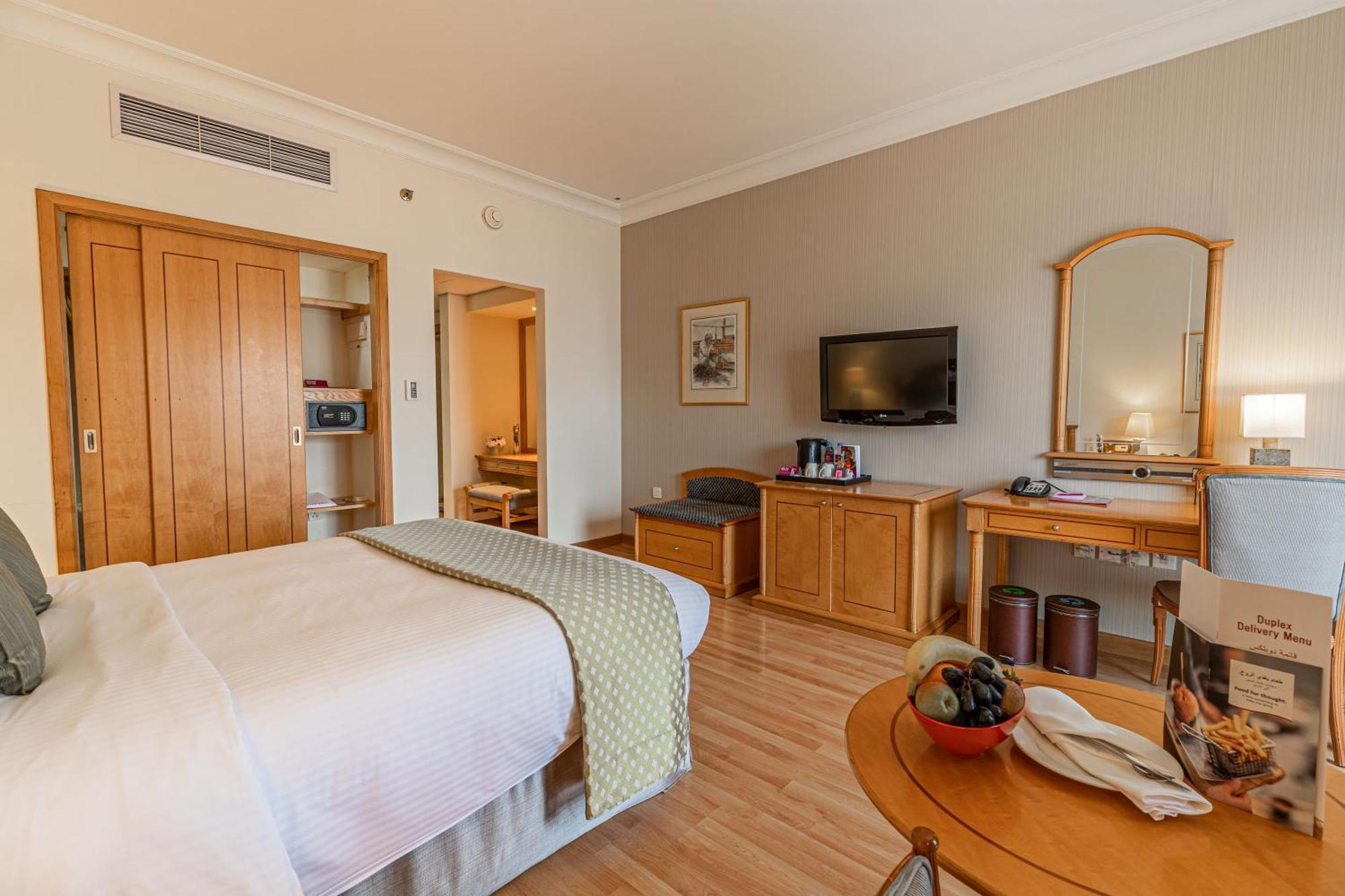 Millennium Downtown 4*