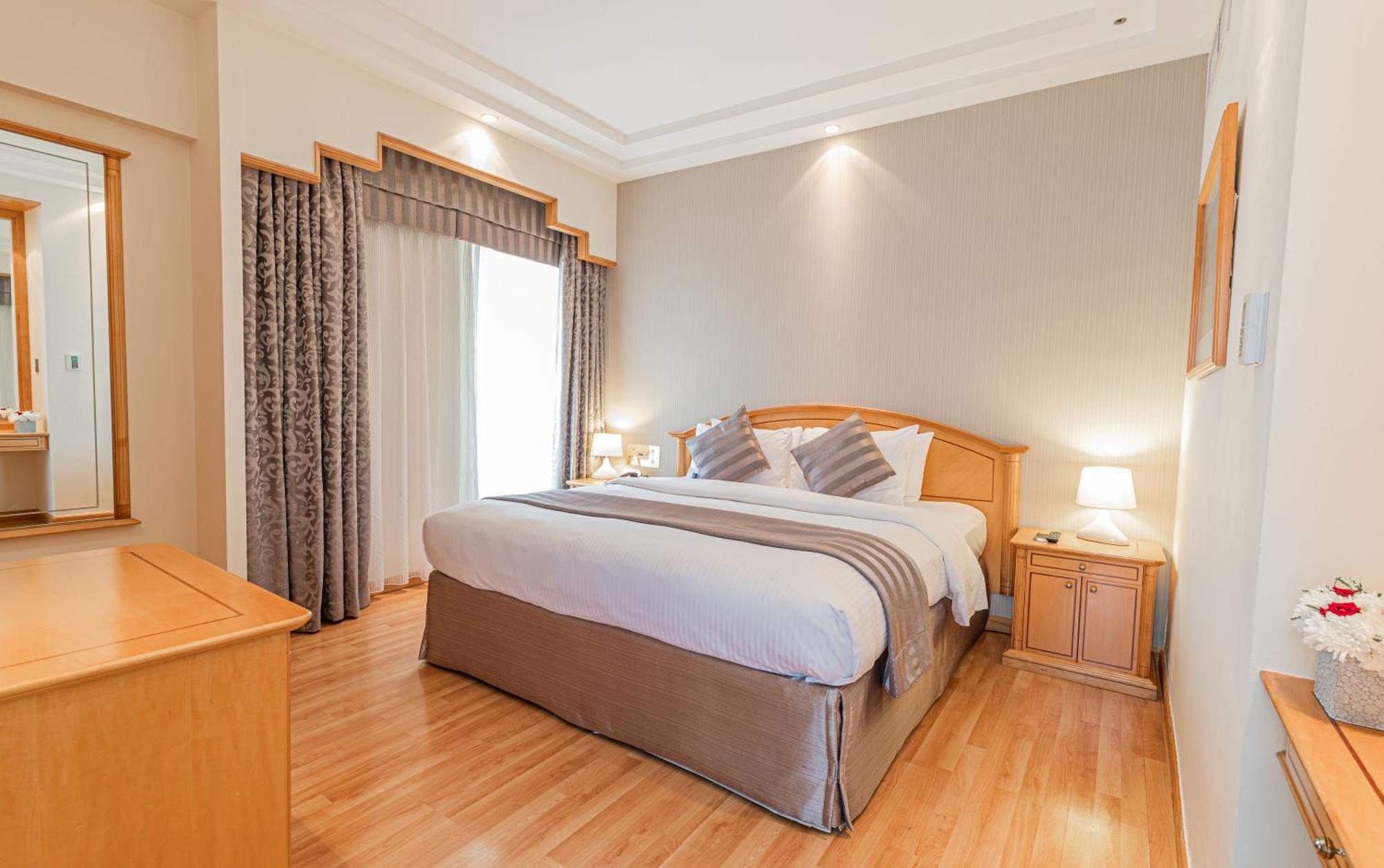 Millennium Downtown Hotel 4*